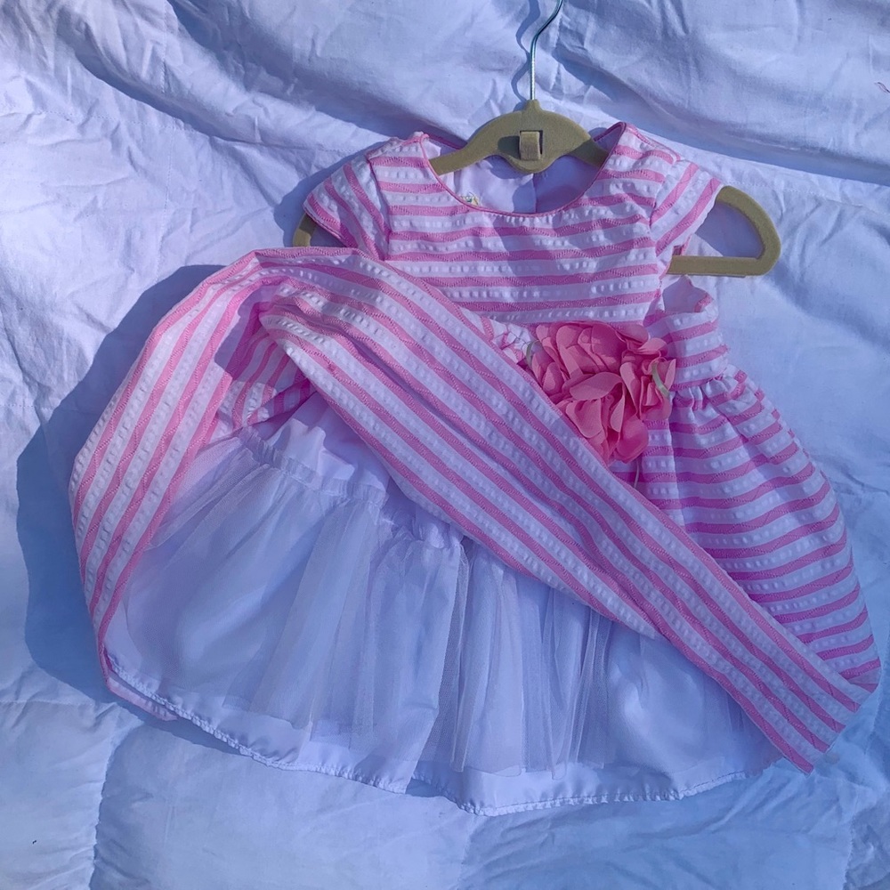 🌝🌝🌝 BOGO- Pink and White Formal Dress - Picture 2 of 3